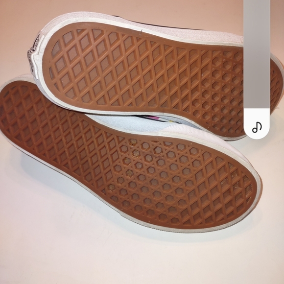 Vans off the wall checkerboard sneakers size 4.5 missys sneaker's. Great shape - Picture 3 of 4